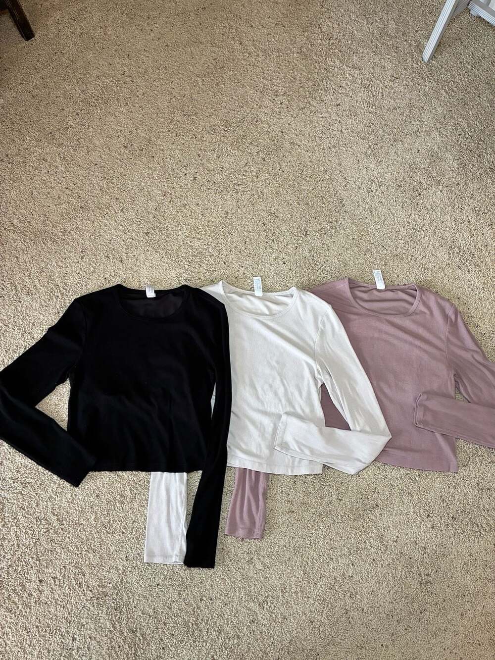 Yogalicious Heavenly Rib Kathleen Crop Long Sleeve Top (3-Pack) Size Medium